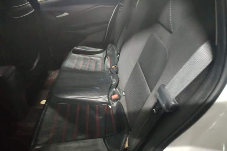 Used Chevrolet Cavalier 2021 325T Automatic Enjoyment Edition Interior 3