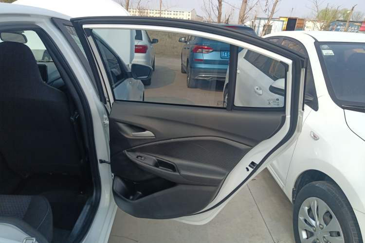 Used Chevrolet Cavalier 2021 325T Automatic Enjoyment Edition Interior 3