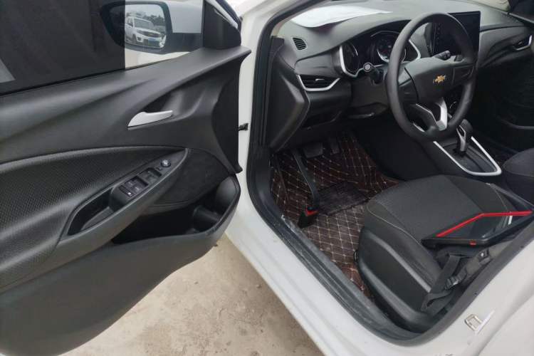 Used Chevrolet Cavalier 2021 325T Automatic Enjoyment Edition Interior 3