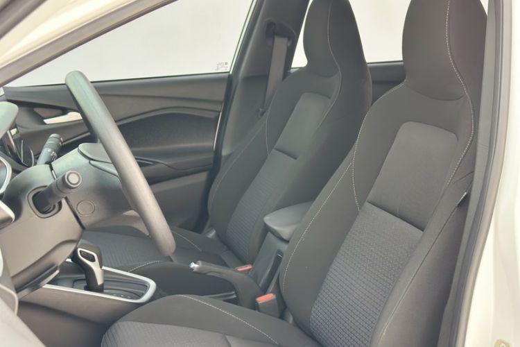 Used Chevrolet Cavalier 2021 325T Automatic Enjoyment Edition Interior 6