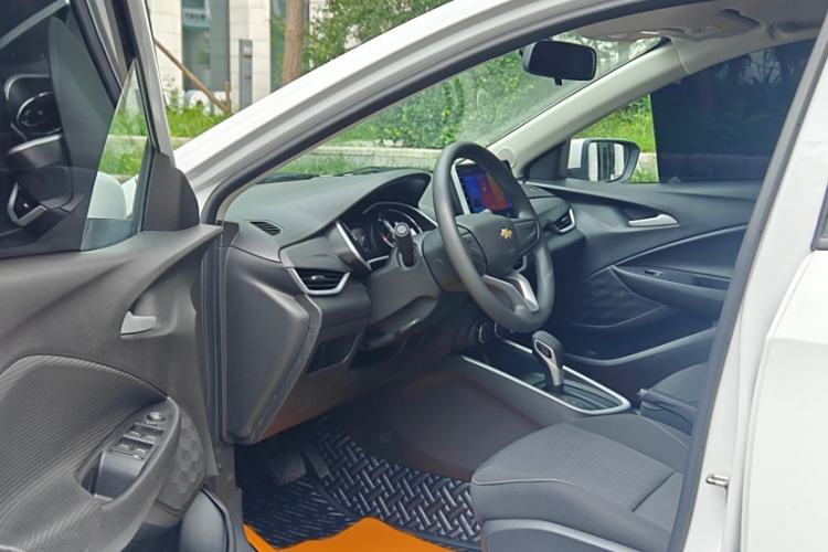 Used Chevrolet Cavalier 2021 325T Automatic Enjoyment Edition Interior 7