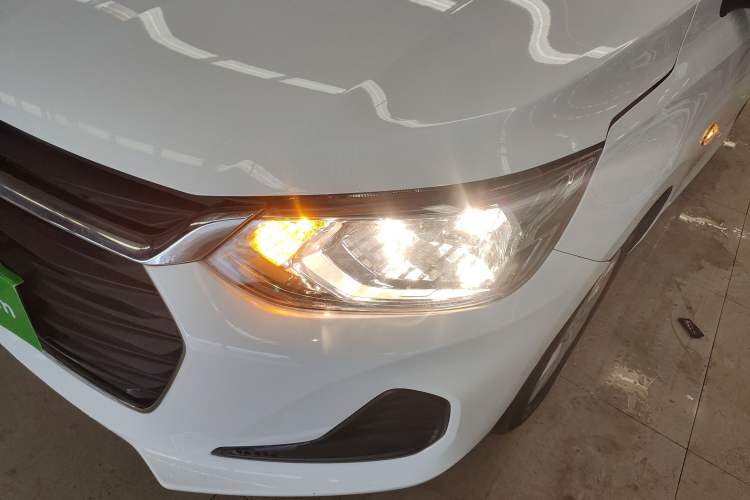 Used Chevrolet Cavalier 2021 325T Automatic Enjoyment Edition Left Front Headlight