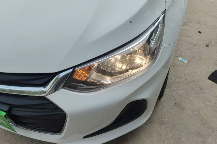 Used Chevrolet Cavalier 2021 325T Automatic Enjoyment Edition Left Front Headlight