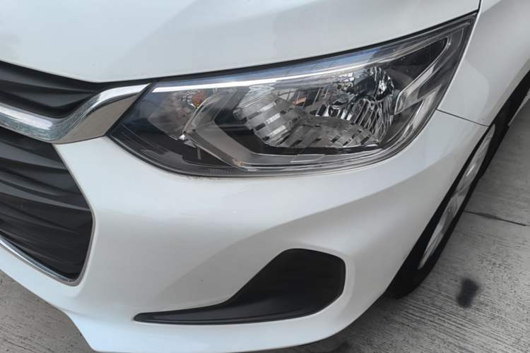 Used Chevrolet Cavalier 2021 325T Automatic Enjoyment Edition Left Front Headlight