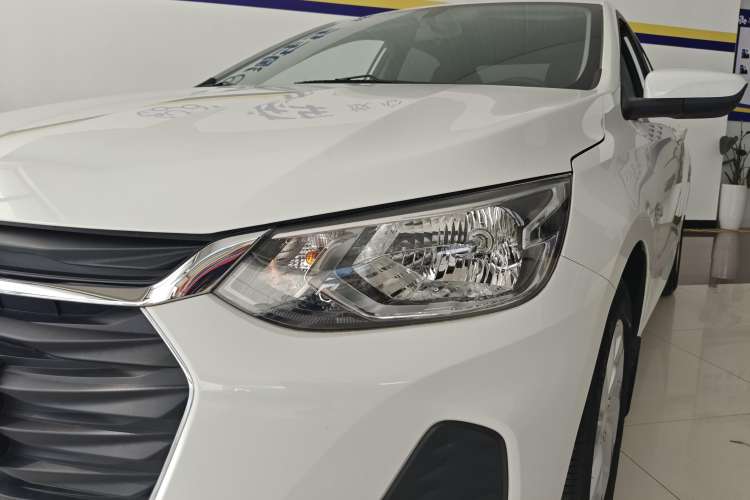 Used Chevrolet Cavalier 2021 325T Automatic Enjoyment Edition Left Front Headlight