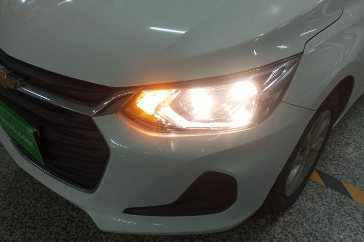 Used Chevrolet Cavalier 2021 325T Automatic Enjoyment Edition Left Front Headlight