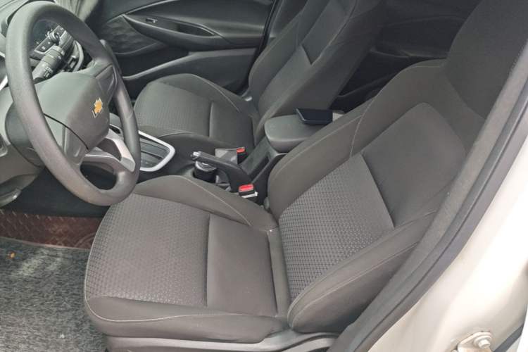 Used Chevrolet Cavalier 2021 325T Automatic Enjoyment Edition Left Front Seat