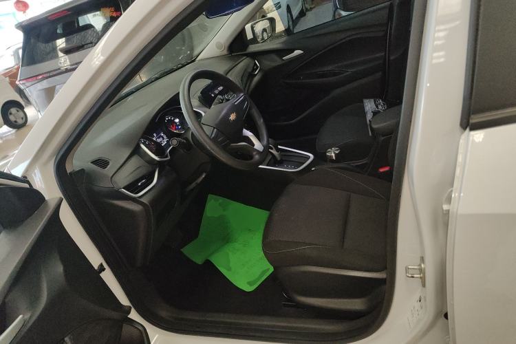 Used Chevrolet Cavalier 2021 325T Automatic Enjoyment Edition Left Front Seat