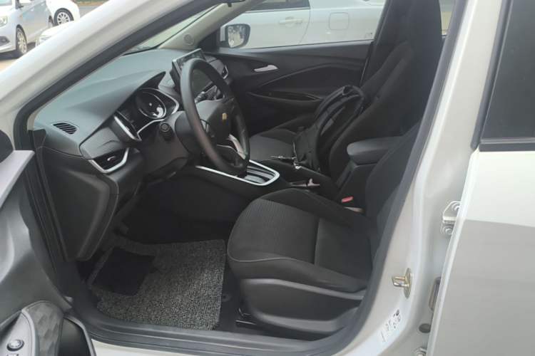 Used Chevrolet Cavalier 2021 325T Automatic Enjoyment Edition Left Front Seat