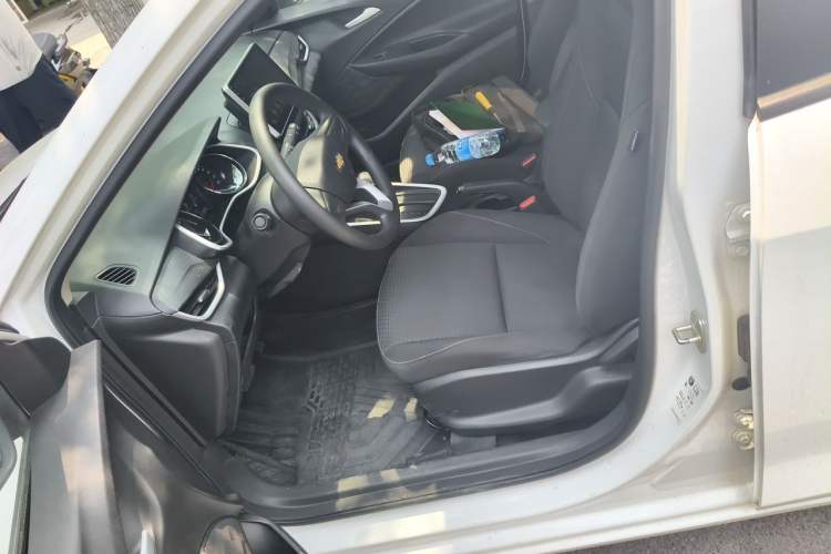 Used Chevrolet Cavalier 2021 325T Automatic Enjoyment Edition Left Front Seat