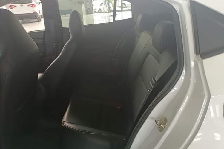 Used Chevrolet Cavalier 2021 325T Automatic Enjoyment Edition Left Rear Seat