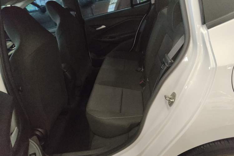 Used Chevrolet Cavalier 2021 325T Automatic Enjoyment Edition Left Rear Seat