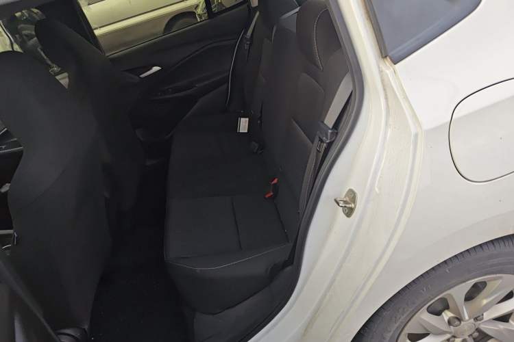 Used Chevrolet Cavalier 2021 325T Automatic Enjoyment Edition Left Rear Seat