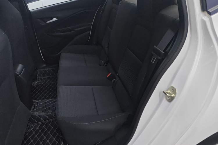 Used Chevrolet Cavalier 2021 325T Automatic Enjoyment Edition Left Rear Seat