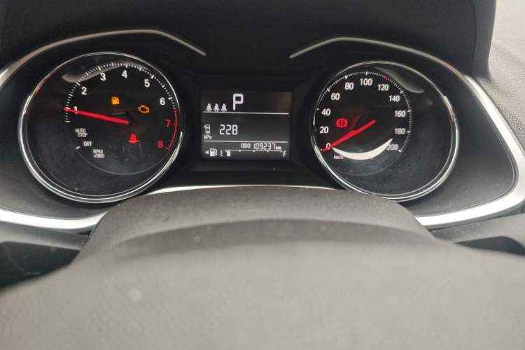 Used Chevrolet Cavalier 2021 325T Automatic Enjoyment Edition Odometer Close Up