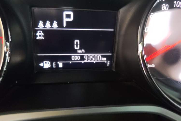 Used Chevrolet Cavalier 2021 325T Automatic Enjoyment Edition Odometer Close Up