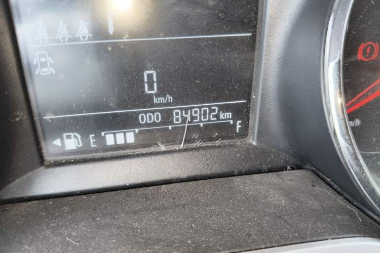 Used Chevrolet Cavalier 2021 325T Automatic Enjoyment Edition Odometer Close Up