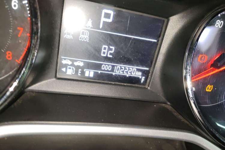 Used Chevrolet Cavalier 2021 325T Automatic Enjoyment Edition Odometer Close Up