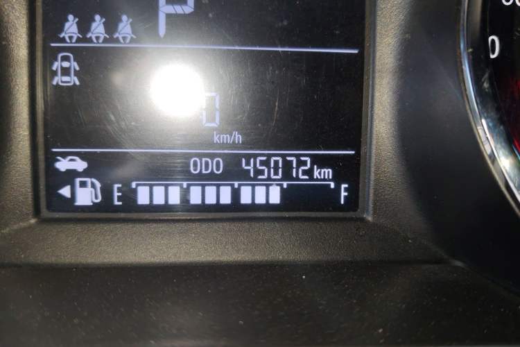 Used Chevrolet Cavalier 2021 325T Automatic Enjoyment Edition Odometer Close Up