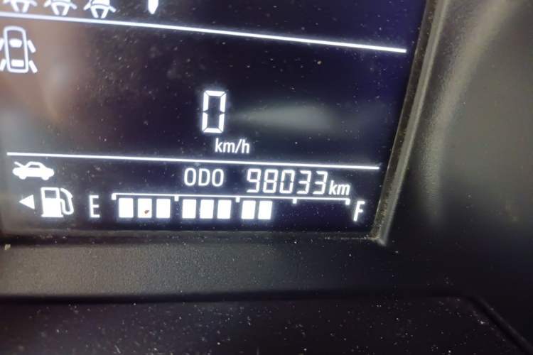 Used Chevrolet Cavalier 2021 325T Automatic Enjoyment Edition Odometer Close Up