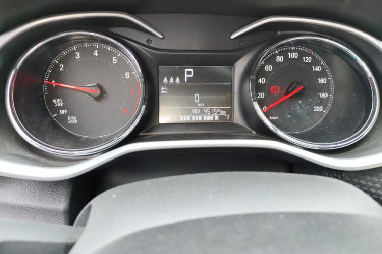 Used Chevrolet Cavalier 2021 325T Automatic Enjoyment Edition Odometer Close Up