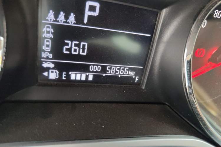 Used Chevrolet Cavalier 2021 325T Automatic Enjoyment Edition Odometer Close Up