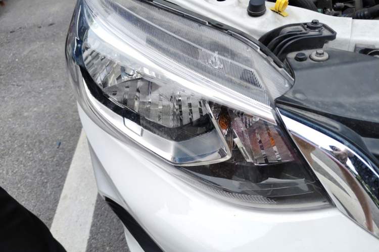 Used Chevrolet Cavalier 2021 325T Automatic Enjoyment Edition Right Front Headlight