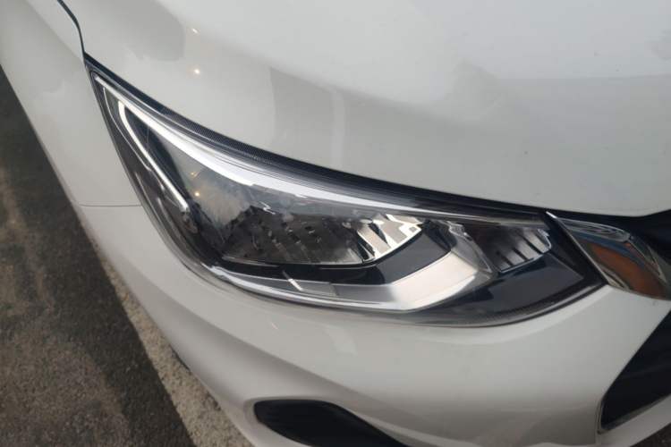 Used Chevrolet Cavalier 2021 325T Automatic Enjoyment Edition Right Front Headlight