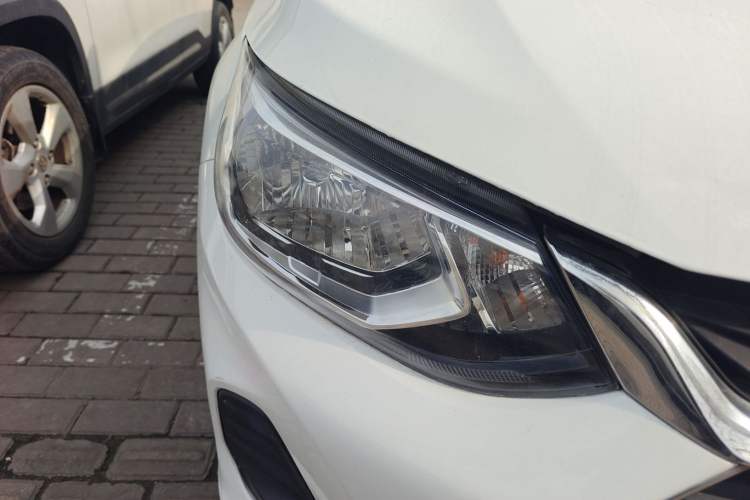 Used Chevrolet Cavalier 2021 325T Automatic Enjoyment Edition Right Front Headlight