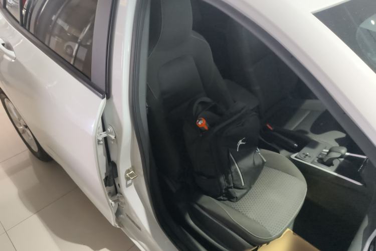 Used Chevrolet Cavalier 2021 325T Automatic Enjoyment Edition Right Front Seat