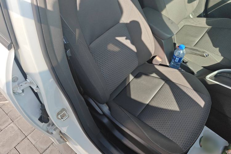 Used Chevrolet Cavalier 2021 325T Automatic Enjoyment Edition Right Front Seat