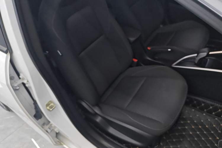 Used Chevrolet Cavalier 2021 325T Automatic Enjoyment Edition Right Front Seat