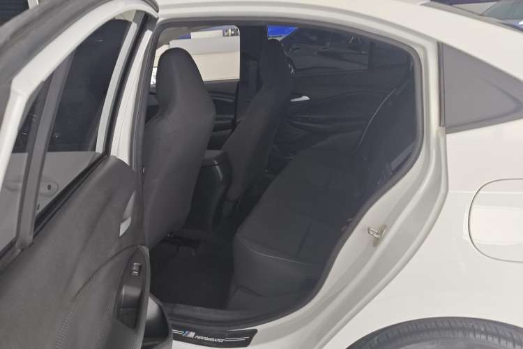 Used Chevrolet Cavalier 2021 325T Automatic Enjoyment Edition Right Rear Seat
