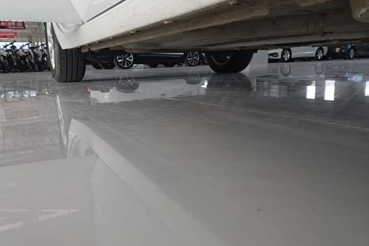 Used Chevrolet Cavalier 2021 325T Automatic Enjoyment Edition Right Side Sill