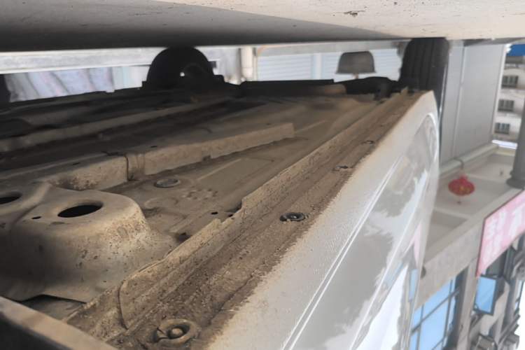 Used Chevrolet Cavalier 2021 325T Automatic Enjoyment Edition Right Side Sill
