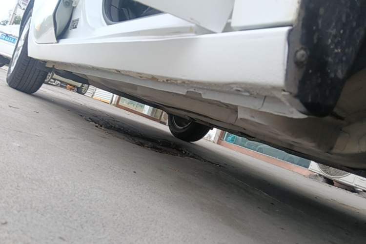 Used Chevrolet Cavalier 2021 325T Automatic Enjoyment Edition Right Side Sill