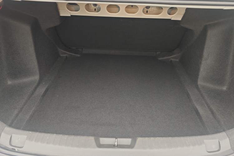 Used Chevrolet Cavalier 2021 325T Automatic Enjoyment Edition Trunk