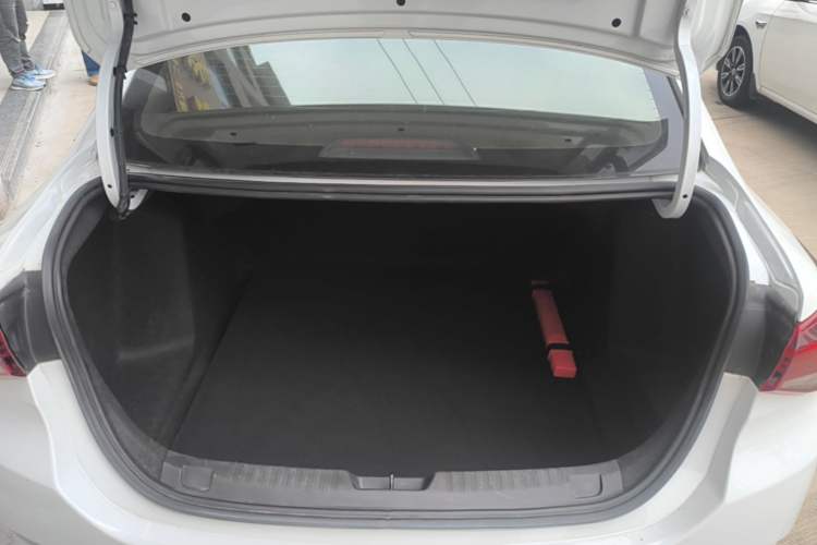 Used Chevrolet Cavalier 2021 325T Automatic Enjoyment Edition Trunk