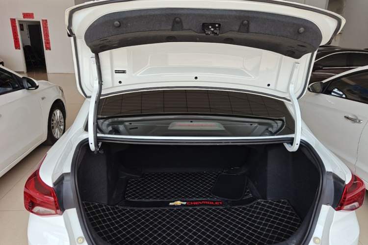Used Chevrolet Cavalier 2021 325T Automatic Enjoyment Edition Trunk