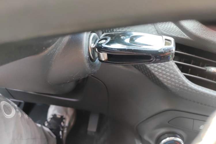 Used Chevrolet Cavalier 2021 325T Automatic Enjoyment Edition Vehicle Key