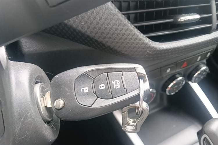 Used Chevrolet Cavalier 2021 325T Automatic Enjoyment Edition Vehicle Key