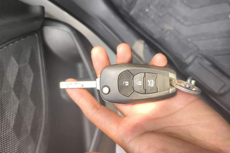 Used Chevrolet Cavalier 2021 325T Automatic Enjoyment Edition Vehicle Key