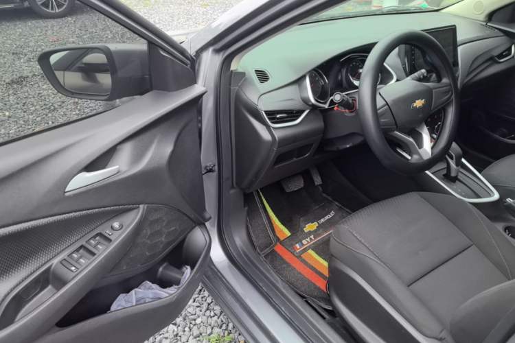 Used Chevrolet Cavalier 2022 325T Automatic Enjoyment Edition Driver Seat