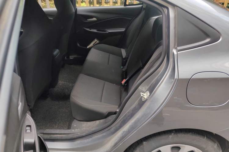 Used Chevrolet Cavalier 2022 325T Automatic Enjoyment Edition Left Rear Seat