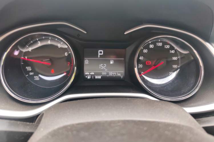 Used Chevrolet Cavalier 2022 325T Automatic Enjoyment Edition Odometer Close Up