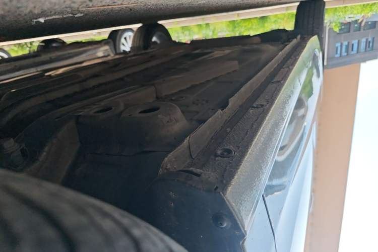 Used Chevrolet Cavalier 2022 325T Automatic Enjoyment Edition Right Side Sill