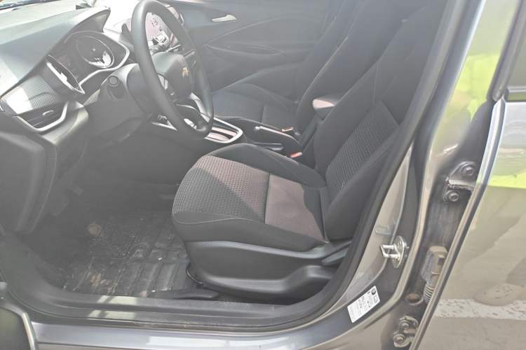 Used Chevrolet Cavalier 2022 325T Automatic Enjoyment Edition Left Front Seat