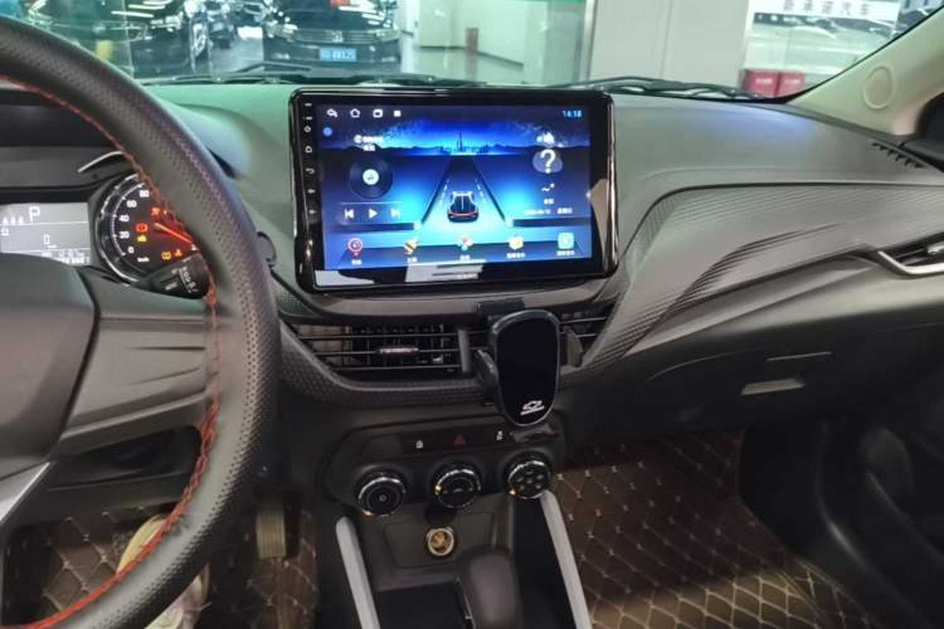 Used Chevrolet Cavalier 2022 325T Automatic Enjoyment Edition Audio And AC Panel