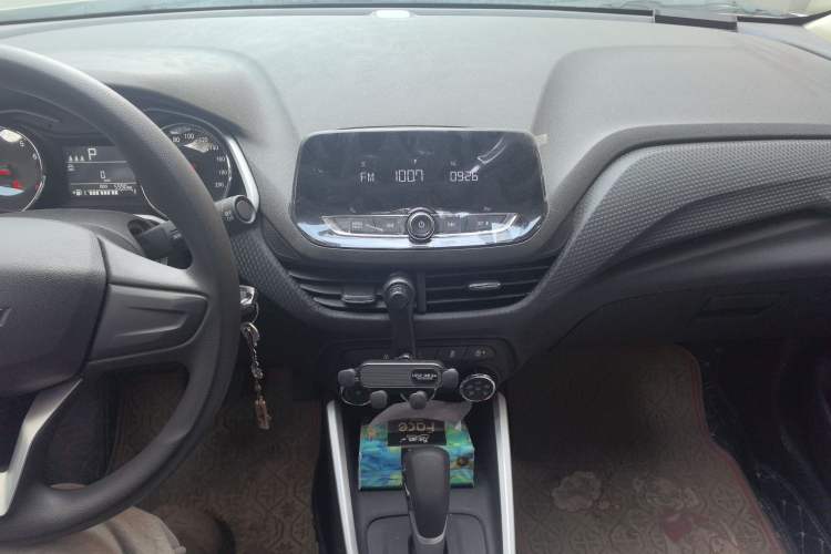 Used Chevrolet Cavalier 2022 325T Automatic Enjoyment Edition Audio And AC Panel