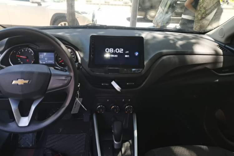 Used Chevrolet Cavalier 2022 325T Automatic Enjoyment Edition Audio And AC Panel